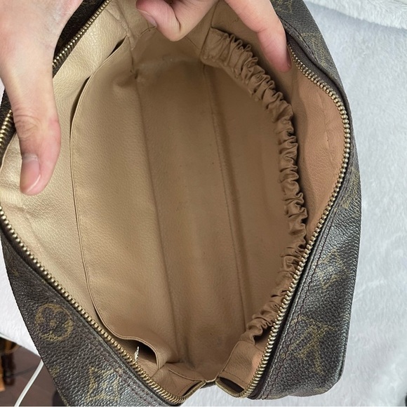 Authentic Louis Vuitton trousse cosmetic bag 28 - Picture 8 of 12